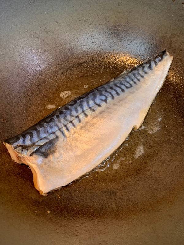 薄鹽鯖魚片 22片/箱 