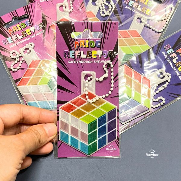 彩虹魔術方塊反光片吊飾 ft.Rawher 