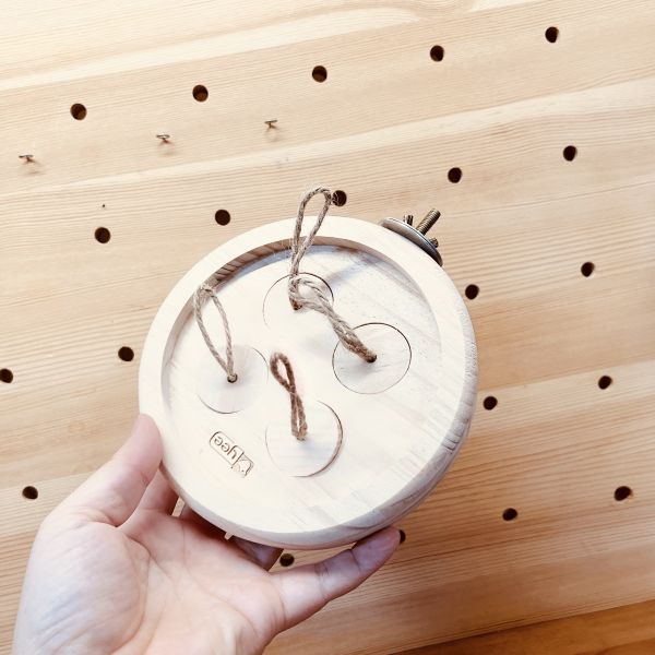 W067 鸚鵡玩具遊戲站台| 益智覓食解悶首選 鸚鵡玩具、遊戲站台鸚鵡站台
鸚鵡活動台
鳥類休息台
寵物休息訓練架
可調節高度鳥類休息台
天然木鳥類站立架
無毒寵物訓練玩具
多功能鸚鵡訓練用品
適合鸚鵡休息和站立練習的玩具