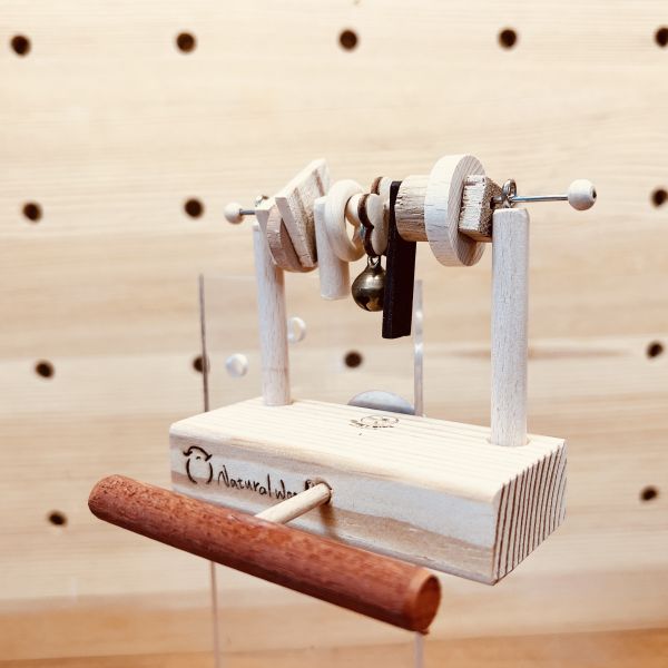 W740專屬迷你遊戲台 (安全原木/趣味銅鈴) 綠繡眼站台 bird perch stand
綠繡眼站架 Bird stand
綠繡眼站棍　Bird Perch
綠繡眼遊樂場 Bird Playground
綠繡眼鳥玩具 Parrot toys
綠繡眼鳥用品 bird products
綠繡眼攀爬繩 Climbing rope
綠繡眼梯子 ladde