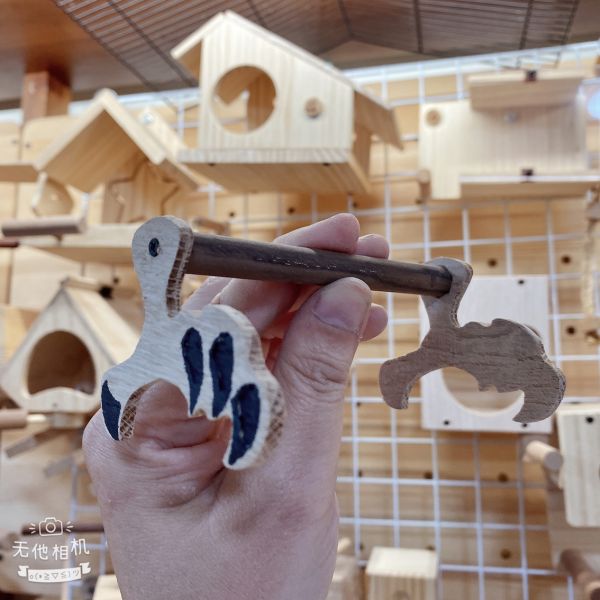 MY PET BIRD 迷你鷹爪站架 綠繡眼站台 bird perch stand
綠繡眼站架 Bird stand
綠繡眼站棍　Bird Perch
綠繡眼遊樂場 Bird Playground
綠繡眼鳥玩具 Parrot toys
綠繡眼鳥用品 bird products
綠繡眼攀爬繩 Climbing rope
綠繡眼梯子 ladder