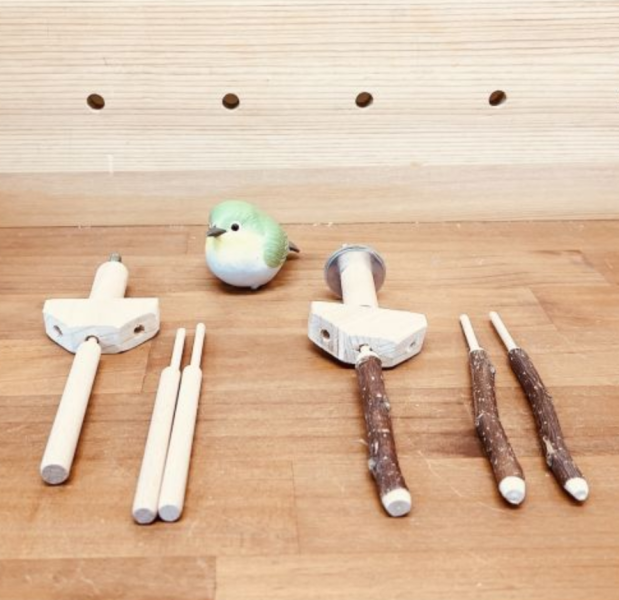 W862A 三叉綠繡眼原生木站棍 綠繡眼站台 bird perch stand
綠繡眼站架 Bird stand
綠繡眼站棍　Bird Perch
綠繡眼遊樂場 Bird Playground
綠繡眼鳥玩具 Parrot toys
綠繡眼鳥用品 bird products
綠繡眼攀爬繩 Climbing rope
綠繡眼梯子 ladder