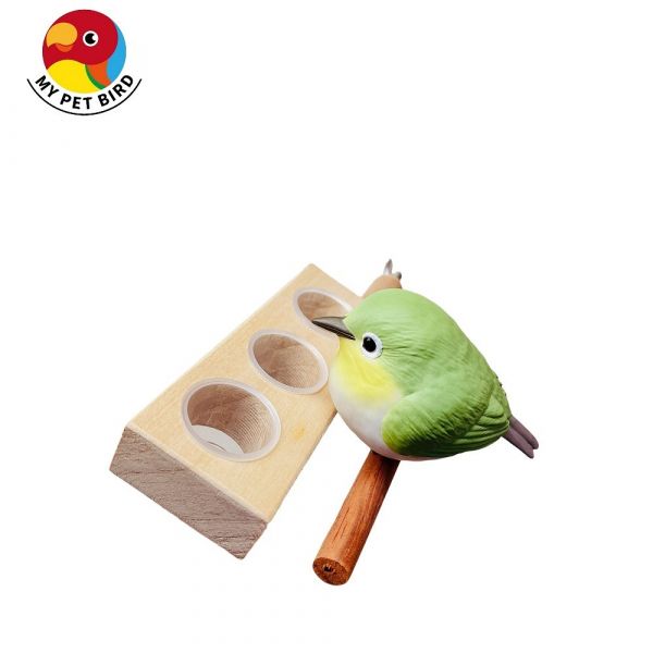 MY PET BIRD 綠繡眼三分裝食物架 綠繡眼、三分裝食物架、南洋檜木、功能性、均衡飲食、食材分配、迷你量杯、木質紋理、清晰美觀、鞍木、視覺滿足、高品質材料、設計優雅
