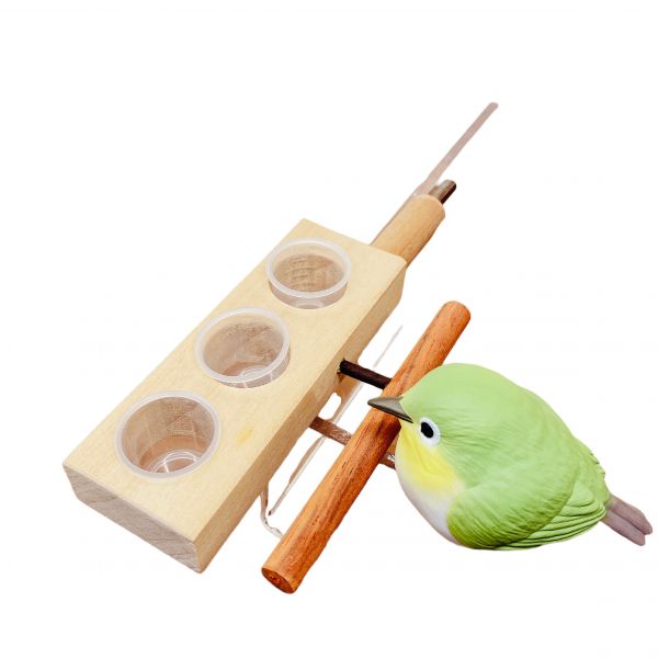 MY PET BIRD 綠繡眼三分裝食物架 綠繡眼、三分裝食物架、南洋檜木、功能性、均衡飲食、食材分配、迷你量杯、木質紋理、清晰美觀、鞍木、視覺滿足、高品質材料、設計優雅