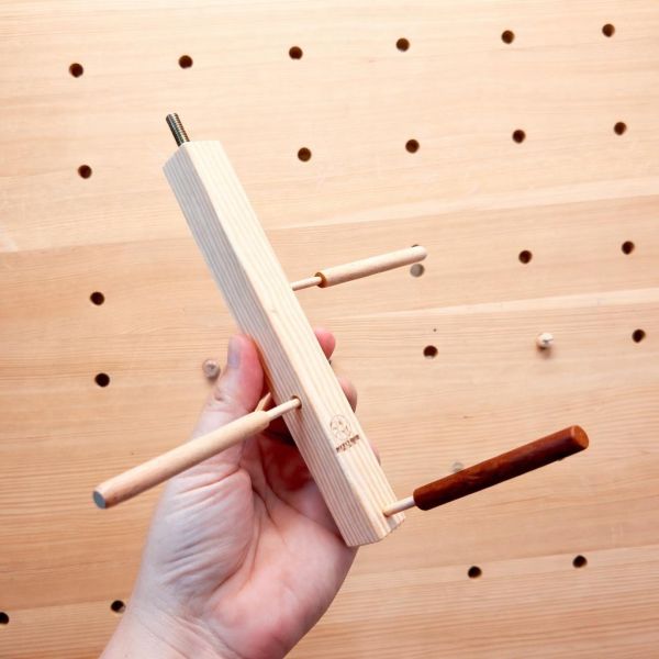 W834D 綠繡眼籠內跳架 綠繡眼站台 bird perch stand
綠繡眼站架 Bird stand
綠繡眼站棍　Bird Perch
綠繡眼遊樂場 Bird Playground
綠繡眼鳥玩具 Parrot toys
綠繡眼鳥用品 bird products
綠繡眼攀爬繩 Climbing rope
綠繡眼梯子 ladder