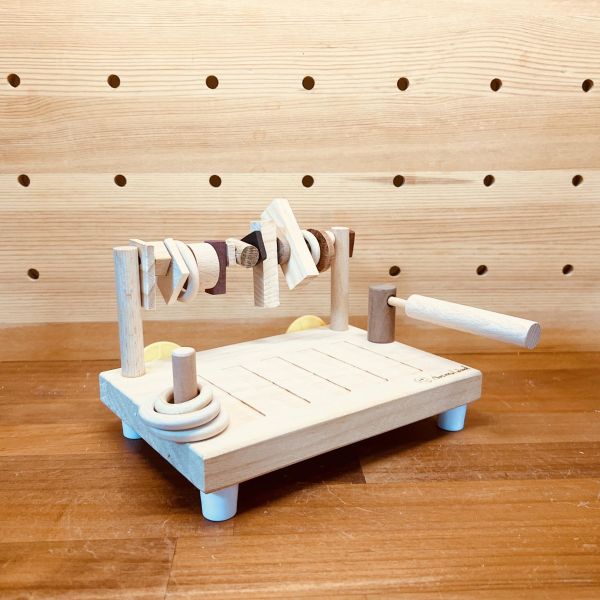 w913   【BirdGYM 鳥寶遊戲台】原木鳥玩具/站架/鞦韆，台灣現貨速發 中型鸚鵡遊樂台、中型鸚鵡兩用遊戲台、鸚鵡遊戲休息台、多功能鸚鵡遊樂設施、中型鸚鵡玩具台、中型鸚鵡活動站台、鸚鵡專用遊樂設備、中型鸚鵡娛樂中心、中型鸚鵡玩樂環境、鸚鵡遊戲平台