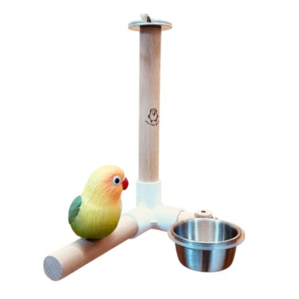 W394 鸚鵡空中食盒站棍｜優質櫸木直徑20mm 鳥類食物架：吸引尋找鳥類食物配件的人群。
中罝食物架：突顯產品的名稱和特點。
節省空間食物架：強調產品能夠善用空間的特點。
易清洗鳥食架：針對關注清潔和衛生的鳥類飼主。
不銹鋼活動食杯：突出產品配備的不銹鋼活動食杯的特點。
多功能鳥類架：強調產品具有多種功能的食物架。
寵物鳥休息場所：針對尋找提供舒適休息場所的寵物鳥飼主。
食物碎屑控制：強調產品能夠減少食物碎屑噴濺的特點。
鳥籠配