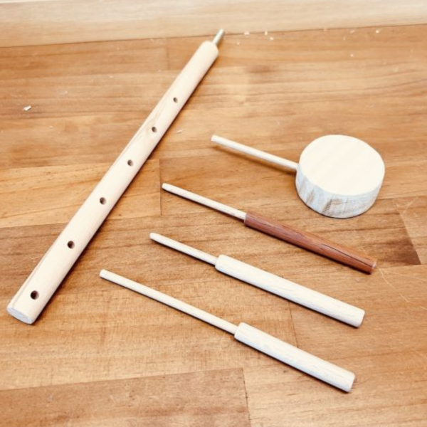 MY PET BIRD  綠繡眼遊樂場 綠繡眼站台 bird perch stand
綠繡眼站架 Bird stand
綠繡眼站棍　Bird Perch
綠繡眼遊樂場 Bird Playground
綠繡眼鳥玩具 Parrot toys
綠繡眼鳥用品 bird products
綠繡眼攀爬繩 Climbing rope
綠繡眼梯子 ladder