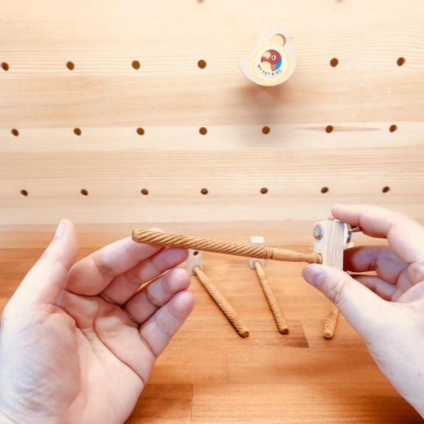 極細旋紋站棍  ｜防滑旋紋｜寵物鳥棲木 綠繡眼專用 旋紋設計鳥站棍
鉛筆粗細鳥棲木
迷你鳥站棍推薦
獨家綠繡眼站棍
天然材質鳥站棍綠繡眼站棍哪裡買
小型鳥站棍價格
繡眼鳥站棍批發
防滑鳥站棍推薦
寵物鳥站棍客製