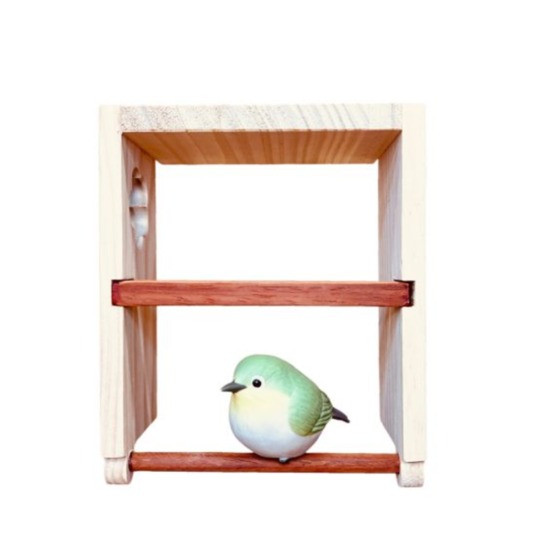 W438　綠繡眼專用木屋｜創新設計提供清潔便利與舒適空間 綠繡眼鳥居
木屋鳥巢
紅花梨木站棍
鳥類隱蔽巢穴
橡木屋頂鳥居
專為鳥類設計的木屋
鳥寶舒適空間
清潔便利的鳥居選擇
綠繡眼專用鳥屋
創新設計鳥類用品