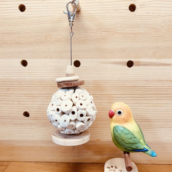 w065 天然通草球串燒 鸚鵡 啃木

鳥 玩具 DIY

天然 木塊

鸚鵡 玩具

邊角料