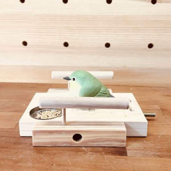 W799A 殘疾鳥專用刻紋站台｜提供穩固的平台和安全感 殘疾鳥
專用刻紋站台
刻紋站台
穩固平台
安全感
久站不穩鳥寶
防滑站台
紋路設計
特殊設計站台
照顧殘疾鳥寶