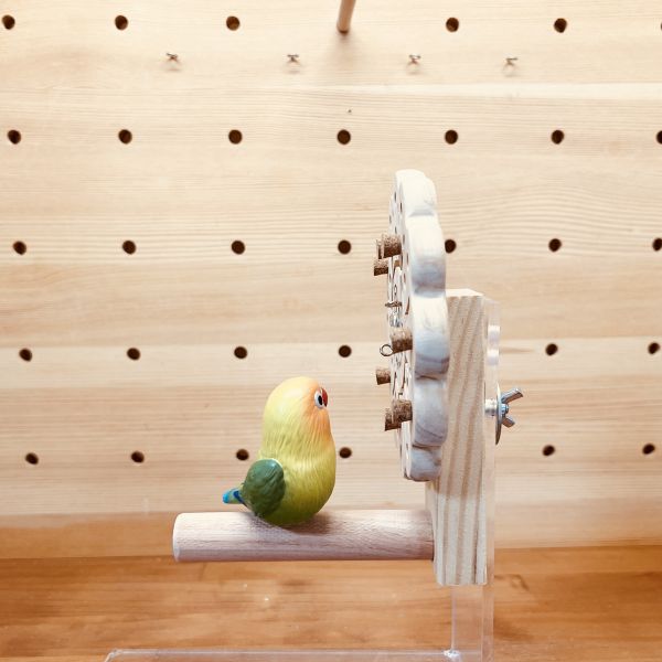 W876 鸚鵡趣味磨嘴轉盤啃咬玩具 鸚鵡玩具
鳥玩具
啃咬玩具
磨嘴玩具原木鸚鵡玩具

軟木塞 鸚鵡

鸚鵡 舒壓 玩具
防止鸚鵡拔毛 玩具
小型鸚鵡 磨嘴
中型鸚鵡 啃咬
鳥用 實木 玩具天然原木 / 無毒實木
橡木軟木塞
防憂鬱 / 解悶
益智尋寶玩具
站棍轉盤玩具
籠內裝飾 / 棲木玩具