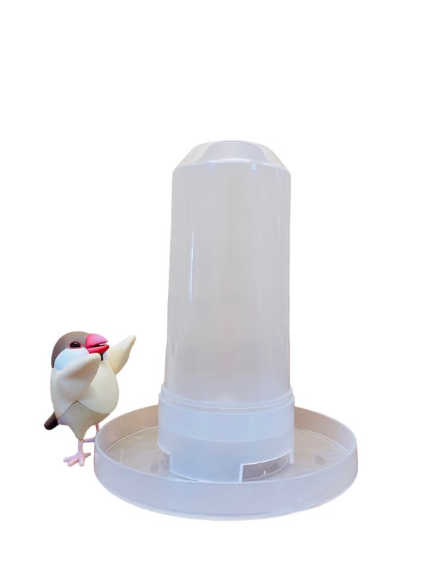z026 多功能大容量自動餵食器 自動餵食器
大容量餵食器
長時間餵食解決方案
飼料供應器
餵食器多功能
PVC材質餵食器
殘障鳥飼養工具
餵食器安裝指南
養鳥設備
養寵物鳥的必備用品