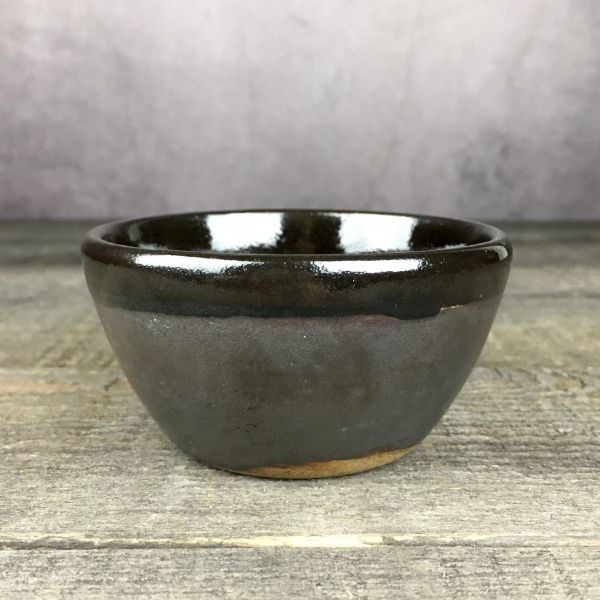鐵黑系茶杯酒杯 陶創作者,台灣陶器,線上陶器市集,曙器生活器皿,手工食器,手作溫度獨一無二,侘寂美感,慢生活,handbuiltpottery,handbuiltceramics