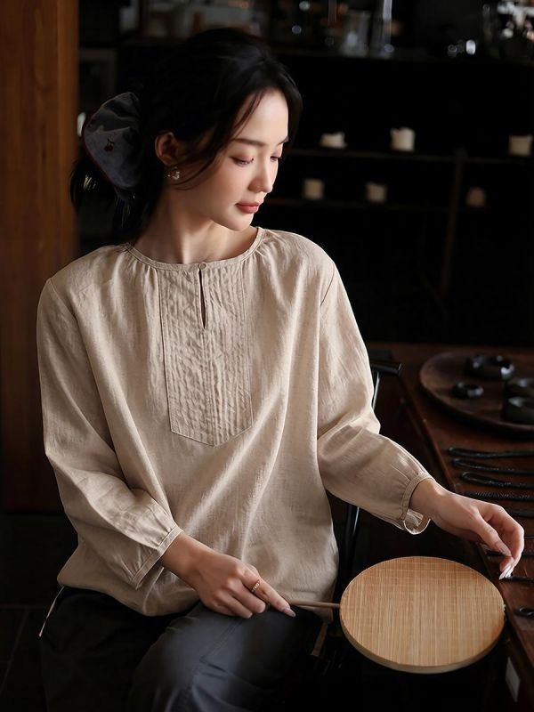 春夏圓領七分袖亞麻寬鬆透氣襯衫｜兩色 鹿与安笛夏季新款圆领七分袖亚麻上衣宽松设计感纯色透气文艺衬衫