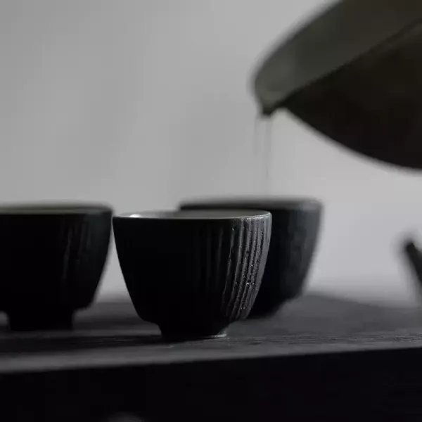 手工侘寂風條紋粉引品茗杯｜四色 入间条纹茶杯功夫茶具日本陶艺手作品茗杯