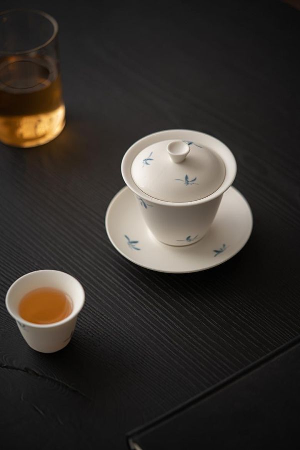 啞光白瓷手繪蘭花三才碗蓋碗01 墨己哑光手绘秋水兰花三才盖碗功夫茶具家用天地盖碗文人泡茶碗