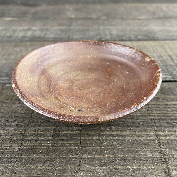 粗陶燻燒點心碟01 陶創作者,台灣陶器,線上陶器市集,曙器生活器皿,手工食器,手作溫度獨一無二,侘寂美感,慢生活,handbuiltpottery,handbuiltceramics