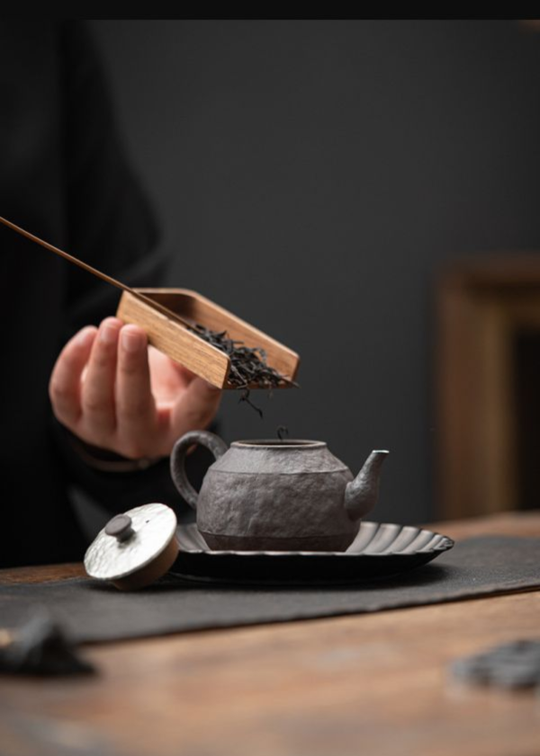 老岩泥手工鎏銀球型濾網茶壺 