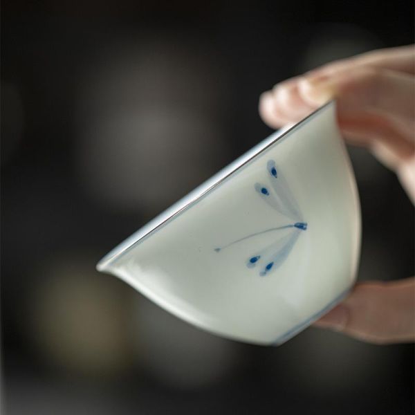 手繪青花陶瓷蓋碗｜蜻蜓 青己 玉瓷手绘青花陶瓷盖碗 手绘蜻蜓吻釉下彩文人器家用泡茶碗