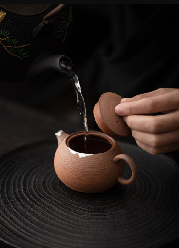 老岩泥復古鎏銀球孔過濾茶壺 