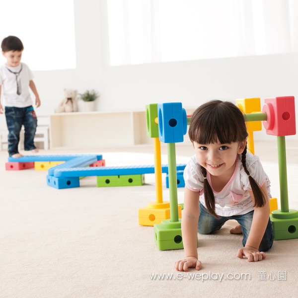 Weplay 萬象組 Weplay 萬象組,幼兒感統遊具,兒童體能訓練,室內運動遊戲,幼兒感覺統合,幼兒運動發展,感統遊戲組,兒童平衡訓練,學校團體遊戲,幼兒健身器材