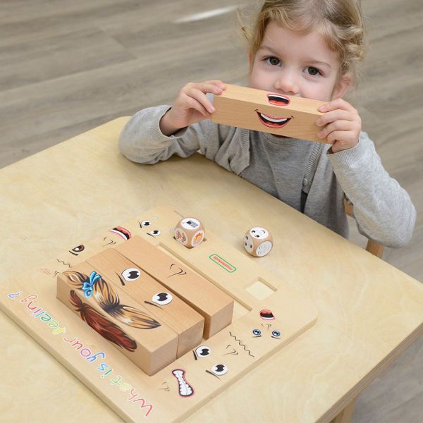 Masterkidz 情緒學習遊戲板 情緒學習遊戲板, 幼兒情緒認知, 兒童表情遊戲, 語言表達訓練, 兒童社交發展, 兒童教育玩具, 親子遊戲, 角色扮演, 情緒教育, 幼兒語言發展