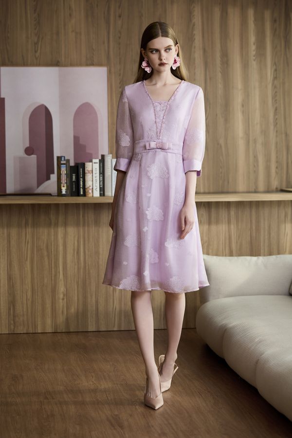 蝴蝶結收腰洋裝 