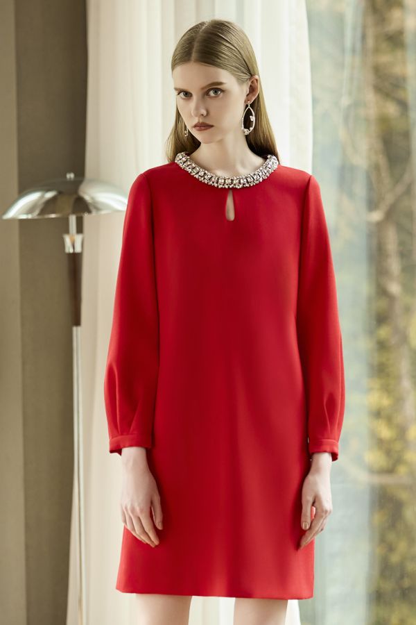 水滴領飾鑽洋裝 