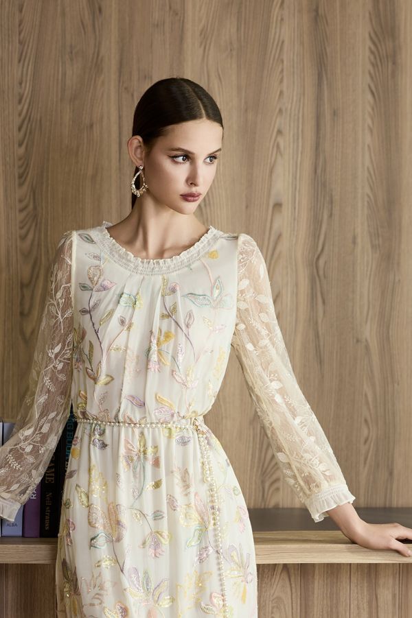 拼接刺繡花洋裝 