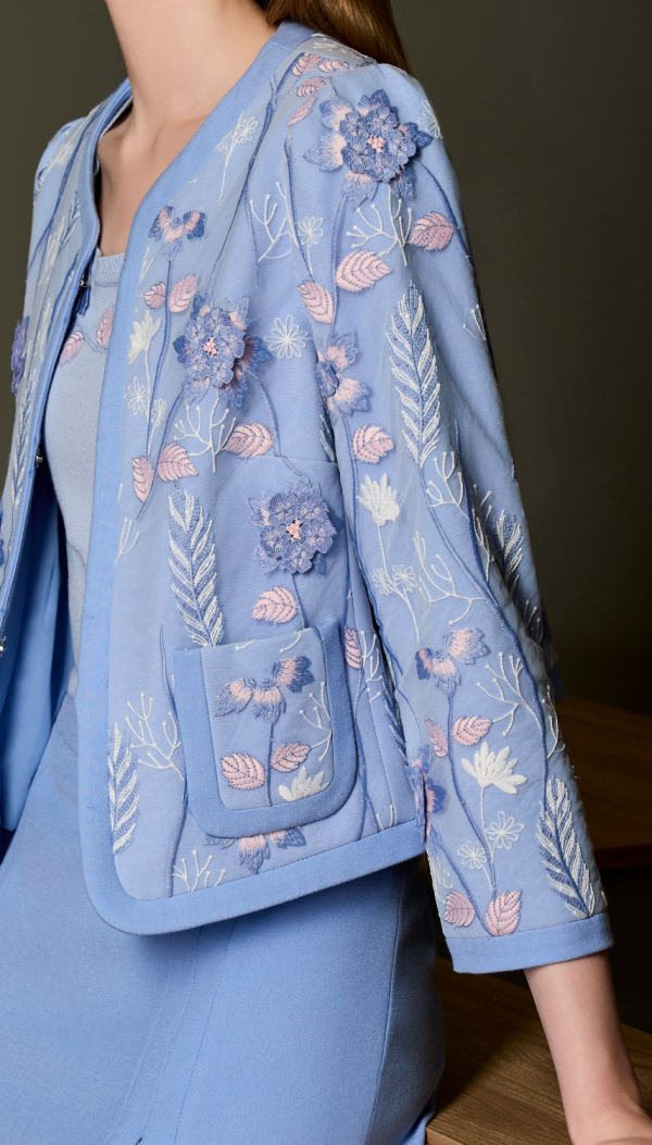 立體刺繡花卉西裝 