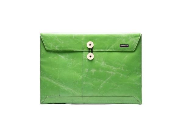 F421 SLEEVE FOR LAPTOP 15/16 