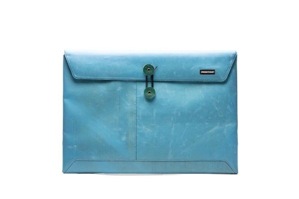 F421 SLEEVE FOR LAPTOP 15/16 