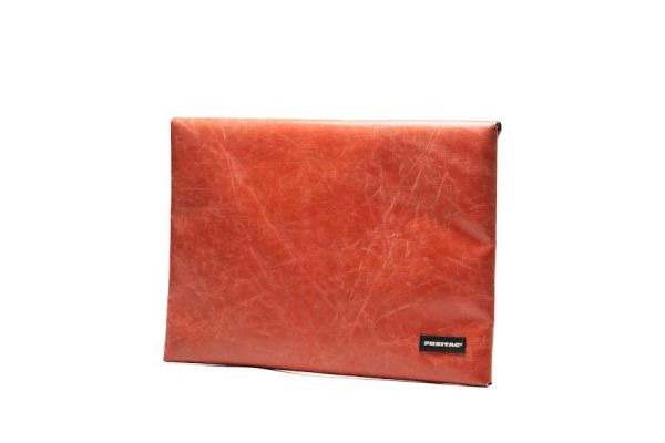 F421 SLEEVE FOR LAPTOP 15/16 