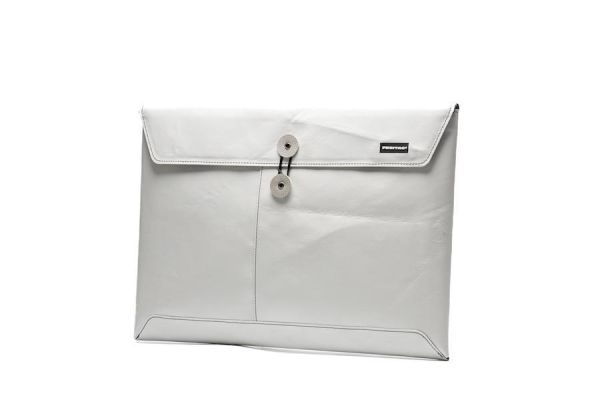 F421 SLEEVE FOR LAPTOP 15/16 