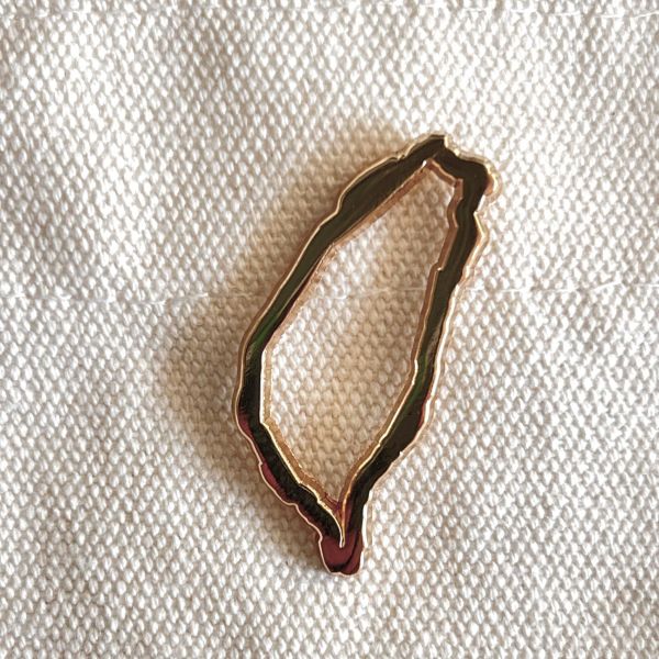 Taiwan Island Badge - Gold 