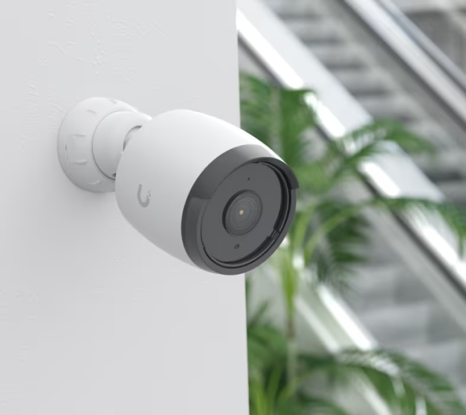 G6 Bullet (白) UVC‑G6‑Bullet‑W,UniFi G6 Bullet,4K PoE 攝影機,戶外槍型攝影機,4K UHD 網路攝影機,夜視 30 m,AI 偵測 攝影機,PoE 攝影機,IP66 防水攝影機,商用監控攝影機,家庭監控,車牌辨識 攝影機,夜間監控 攝影機,UniFi Protect 攝影機,戶外安全監控