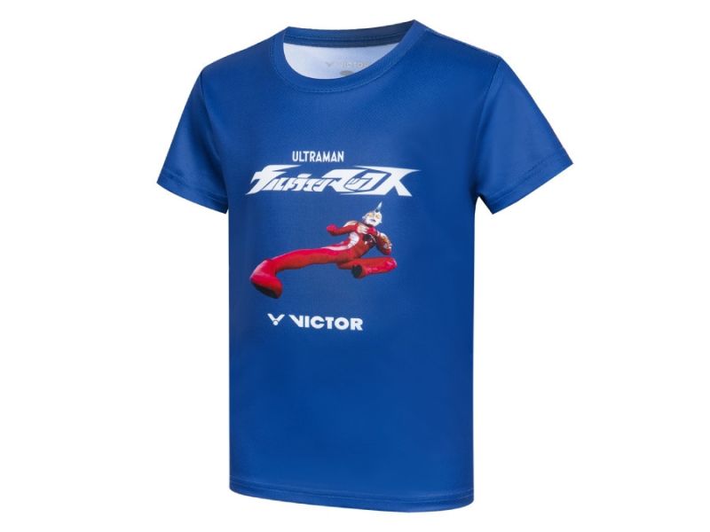 VICTOR x 超人力霸王 ULTRAMAN T-502UTM T-502JRUTM 聯名針織T恤 針織童T恤 VICTOR,超人力霸王,ULTRAMAN,T-502JRUTM,T-502UTM,聯名,針織T恤,針織童T恤