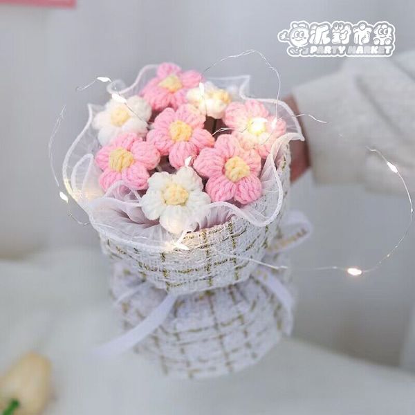 小香風泡芙花編織花束（附提袋） 編織花束,毛線花朵,畢業花束,編織花,毛線花,針織花,鉤針花,向日葵花束,畢業禮物,小香風花束