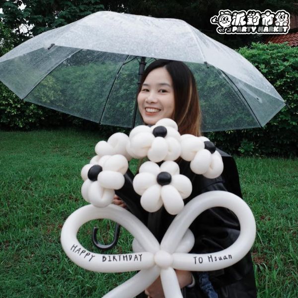 薄米色韓式氣球花束組（5朵氣球花束＋蛋糕） 氣球花束,韓國氣球,韓式氣球,生日氣球,生日花束,氣球蛋糕帽,蛋糕帽,造型氣球