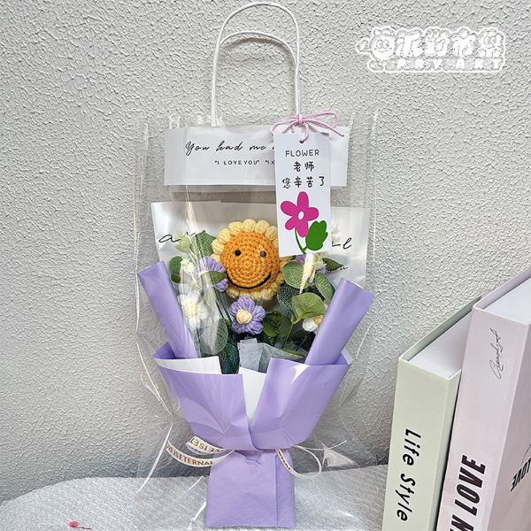 笑臉向日葵編織花束（附提袋） 編織花束,毛線花朵,畢業花束,編織花,毛線花,針織花,鉤針花,畢業花束,向日葵花束,畢業禮物