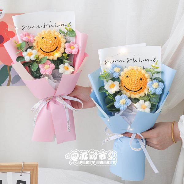 笑臉向日葵編織花束（附提袋） 編織花束,毛線花朵,畢業花束,編織花,毛線花,針織花,鉤針花,畢業花束,向日葵花束,畢業禮物