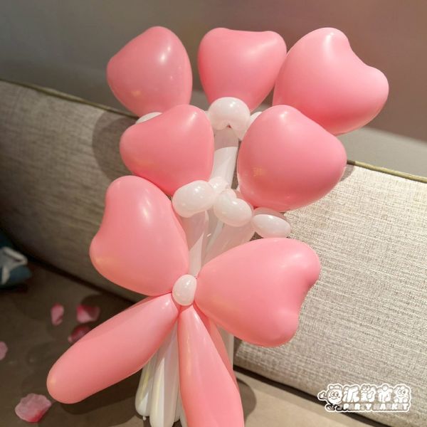 愛心花氣球花束 韓式氣球花束,氣球花束台北,愛心氣球花束,父親節氣球花束,告白花束,生日花束台北,生日花束推薦,生日氣球哪裡買,生日道具哪裡買