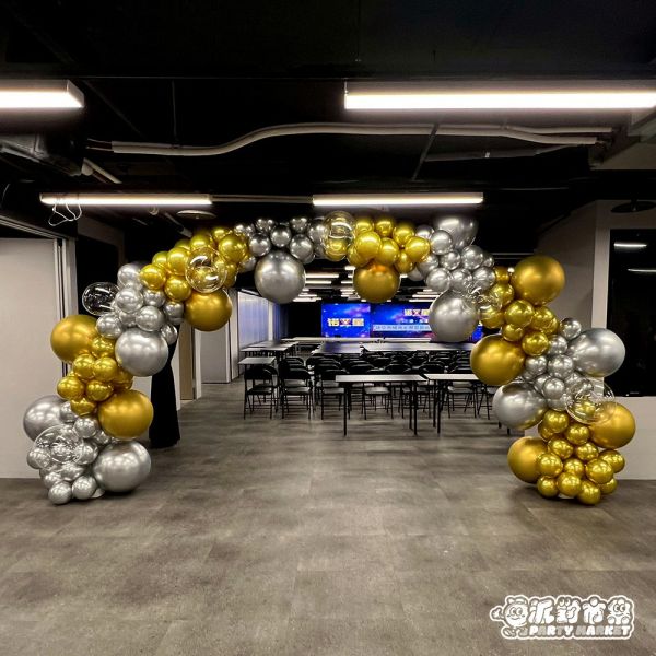 【專人佈置】不規則氣球拱門 台北佈置,台北開幕氣球,畢業佈置,畢業氣球,畢業典禮,企業佈置,新北開幕,開幕拱門,氣球拱門