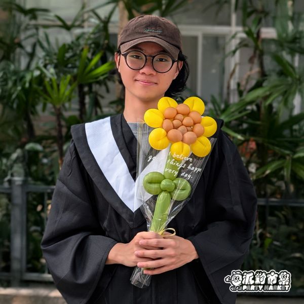 【畢業季】向日葵氣球花束 氣球花束,韓式氣球,畢業氣球,畢業花束,氣球蛋糕帽,氣球花束台北,畢業花束台北,畢業氣球台北,畢業氣球花束