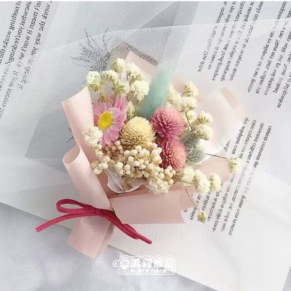 乾燥花束愛心手提板 生日花束,畢業花束,求婚花束,告白花束,生日禮物,畢業禮物,乾燥花,永生花