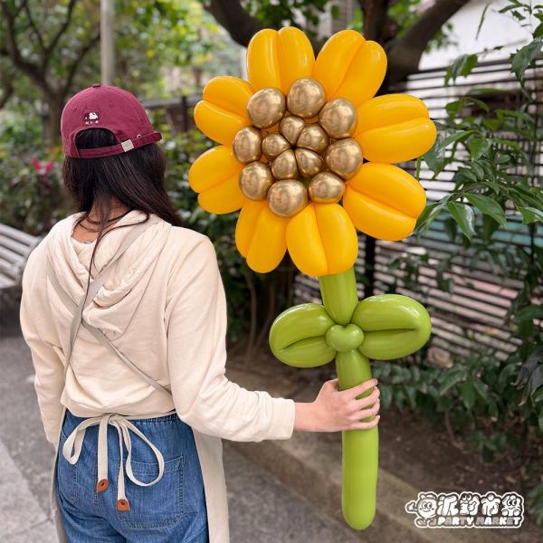 【畢業季】超巨大向日葵 氣球花束,韓式氣球,畢業氣球,畢業花束,氣球蛋糕帽,氣球花束台北,畢業花束台北,畢業氣球台北
