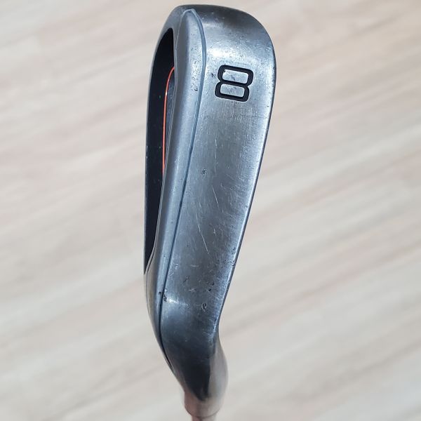 二手品DECATHLON(迪卡儂) INESIS 5.0 8號鐵桿 搭配ᴏxʏʟᴀɴᴇ 60 R桿身 