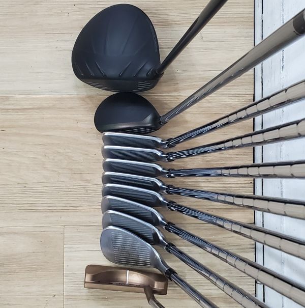 二手美品PING G 9°開球木桿 搭配ALTA 55 R桿身+ANSER 17 17°小雞腿 搭配TFC800H 83 S桿身+S56 4-P(共7支)鐵桿組 搭配N.S.Pro 950 94.5 R桿身+cobra KING ᴠᴇʀꜱᴀᴛɪʟᴇ 58/08°挖起桿 搭配Dynamic Gold ꜱ𝟤𝟢𝟢 129 S桿身+KARSTEN TR ZING 33&quot;推桿 搭配二手超美品BMW球袋 
